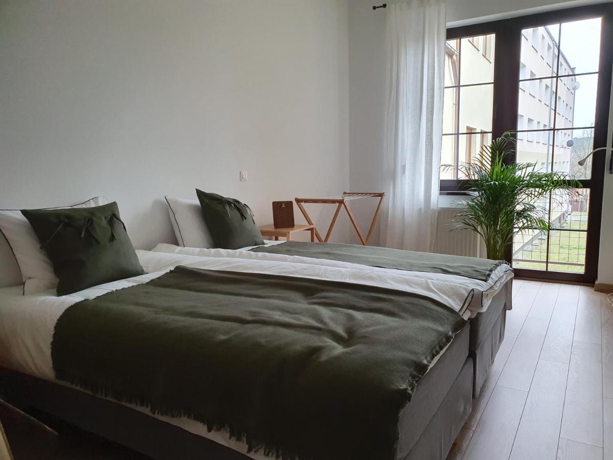 Apartament Ovoc Chodzież المظهر الخارجي الصورة